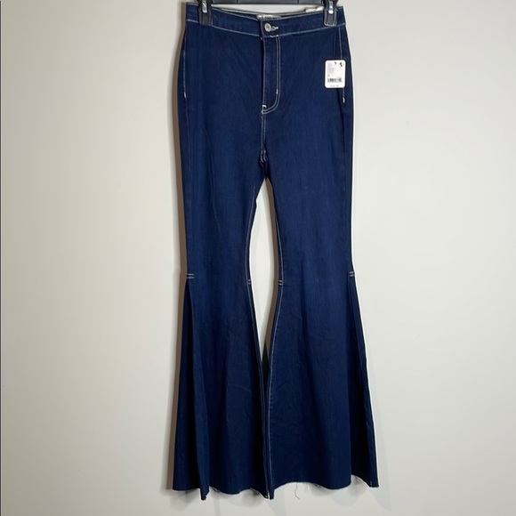 Free People | Women’s Dark Wash Just Float On Super Glare Jeans Size 27 NWT - Picture 2 of 6